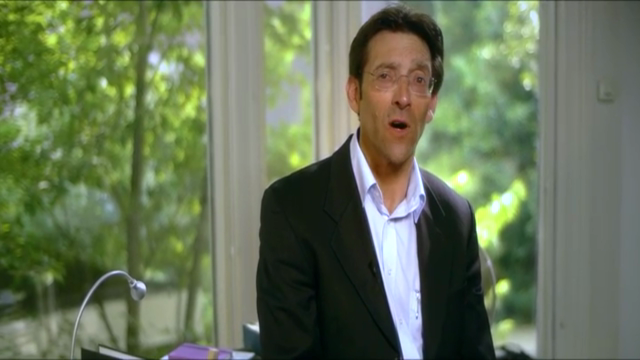 Understand Banks & Financial Markets – Screenshot 3