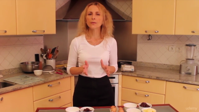 Chocolate Fudge Cake : The Ultimate Video Guide – Screenshot 4