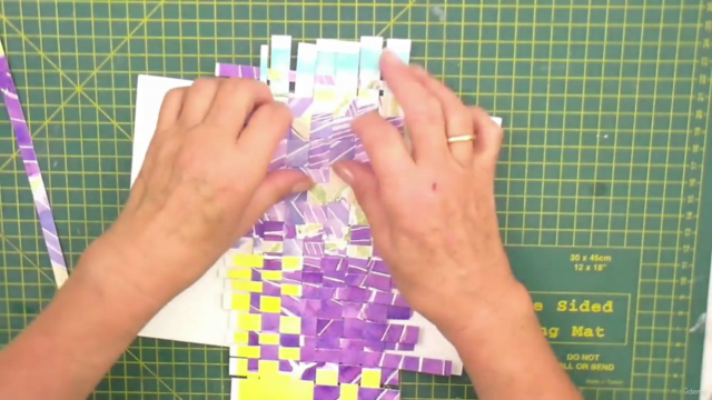 UP-CYCLE your paintings to make HOLIDAY greeting cards. EASY – Screenshot 1