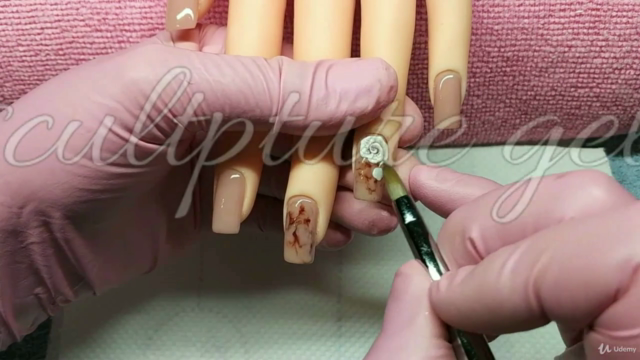Gel Polish Decorations, Step by Step for Nail Artists – Screenshot 2