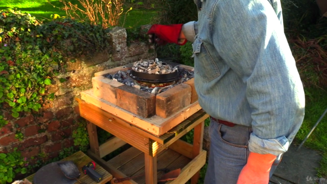 Baking With a Portable, Wood Fired Dutch Oven – Screenshot 4