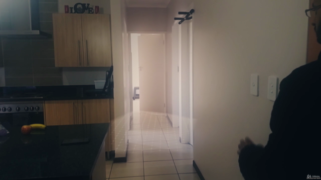 How to Dominate ARCore 1.x : Build 9 Augmented Reality Apps – Screenshot 2