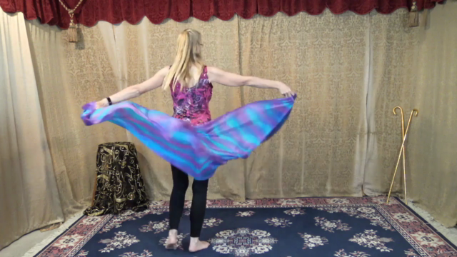 Mesmerizing Belly Dance Foundations - Beginning Veil – Screenshot 4