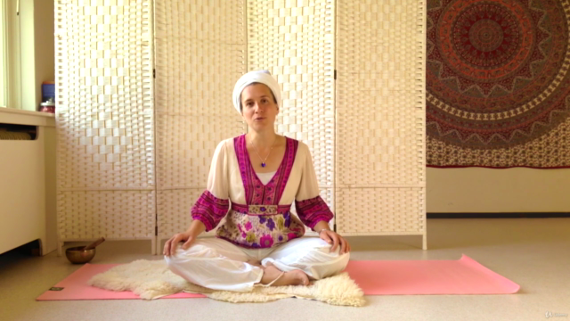 Beginners Kundalini Yoga Course for a Healthy Belly - Screenshot_04