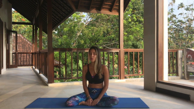 Complete Pilates Mat Course: Beginner to Advanced Level – Screenshot 1