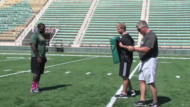 Linebacker Skills and Drills – Screenshot 1