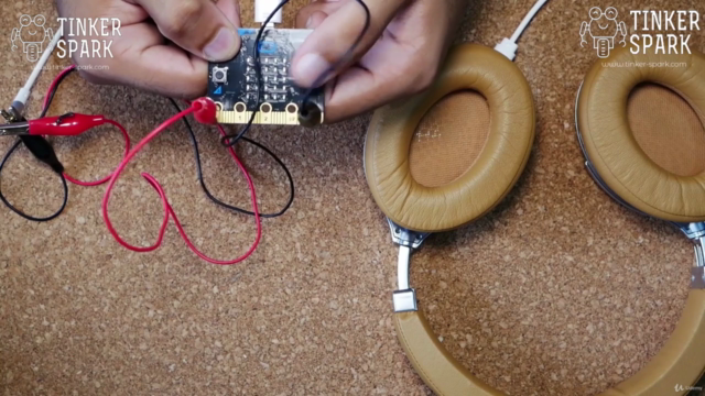 A-Z Microbit: Officially accredited by Microsoft [2020] – Screenshot 3