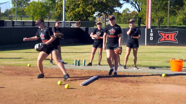 Inside Softball Practice Vol. 1 – Screenshot 2