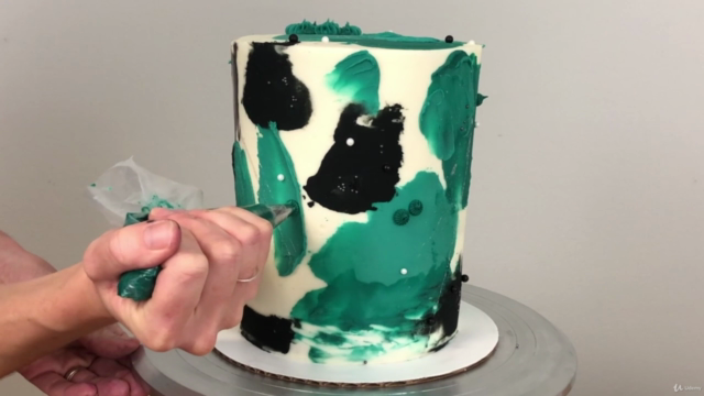 10 Gorgeous Cake Decorating Techniques for All Levels – Screenshot 1