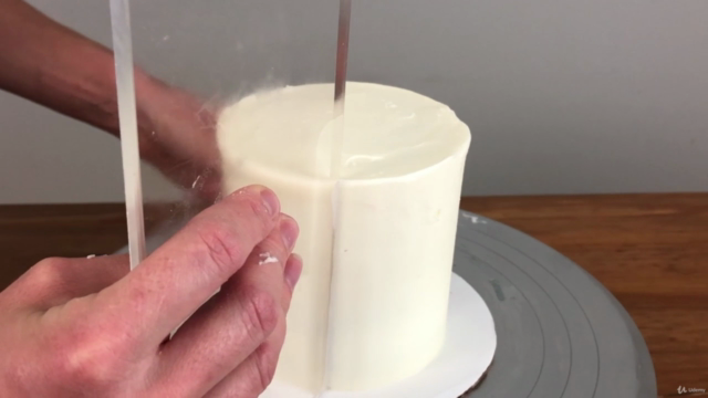 10 Gorgeous Cake Decorating Techniques for All Levels – Screenshot 4