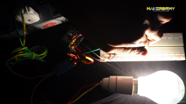 Introduction to MicroPython using the Pyboard – Screenshot 2