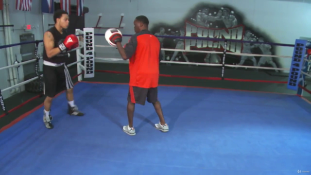 Boxing Tips and Techniques Vol. 3 - Mitt Work – Screenshot 1
