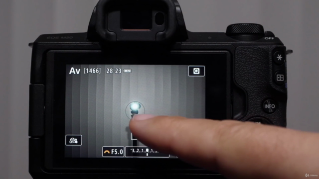 Canon M50 Crash Course Training Tutorial – Screenshot 1