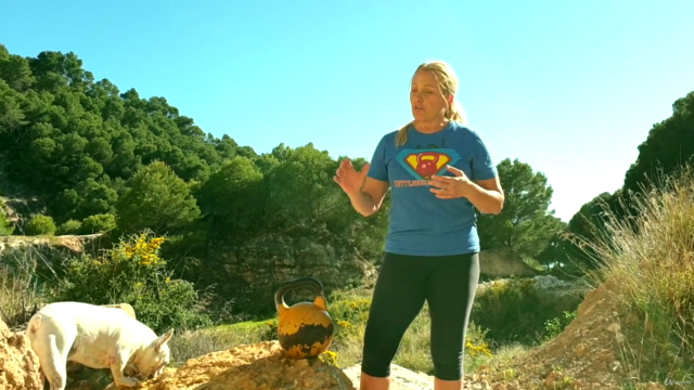Beginner Kettlebells for Females – Screenshot 2