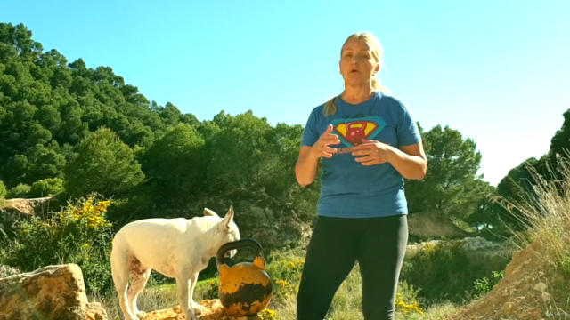 Beginner Kettlebells for Females – Screenshot 4