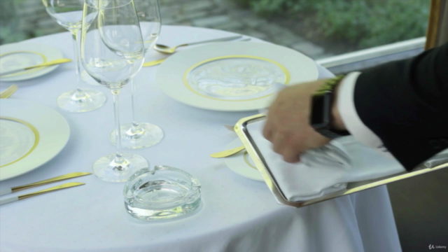 How to become a professional waiter – Screenshot 3