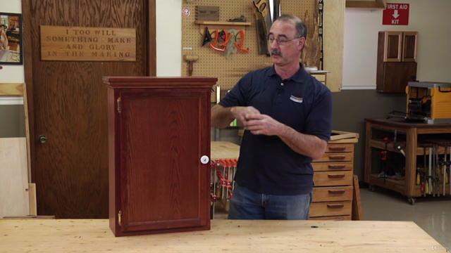 Woodworking: Fundamentals of Cabinet Making – Screenshot 1