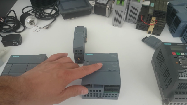 Industrial Communication by Siemens S7 1200PLC-Real Hardware – Screenshot 4