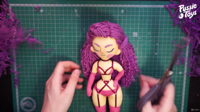 Cómo hacer una muñeca de tela y vestirla con lencería – Screenshot 3