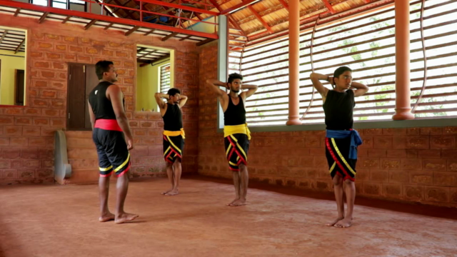 Kalari Yoga holistic body mind training. – Screenshot 4