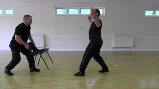 140 Advanced Combat Moves - Self Defence and Street Fighting – Screenshot 1
