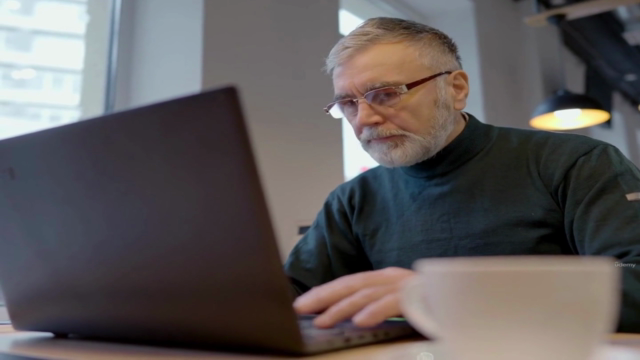 LinkedIn Fundamentals - Is your profile the best it can be? – Screenshot 4