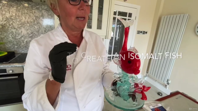 How To Design, Sculpt, Model & Decorate An Isomalt Fish – Screenshot 1