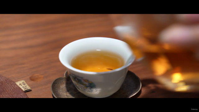 Mastering Chinese Tea: Simple Brewing in Dialogues(2024) – Screenshot 3