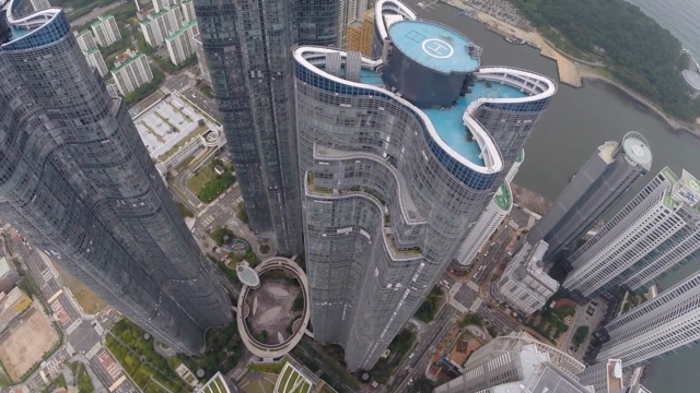 Drones: Learn Aerial Photography and Videography Basics – Screenshot 1