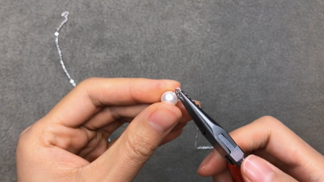 Jewelry Making For Beginners: Beading Techniques & Stitches – Screenshot 2