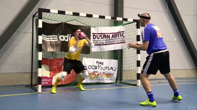 Exercises for Futsal Goalkeepers and Coaches – Screenshot 1