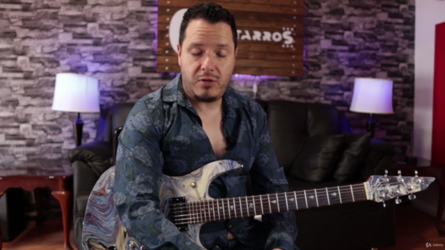 Curso de Guitarra para mejorar tus solos usando TRIADAS – Screenshot 4