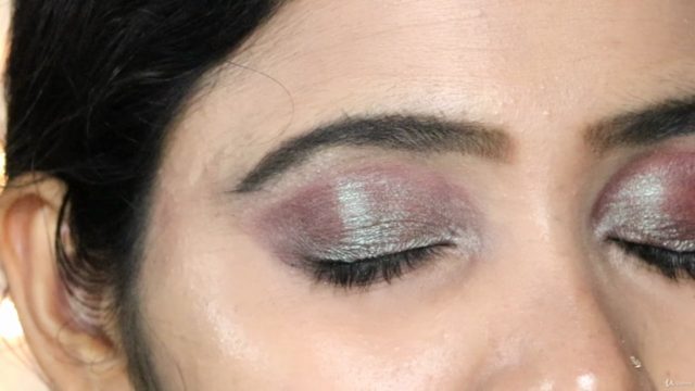 Makeup Masterclass:16 looks to suit various moods & occasion – Screenshot 4
