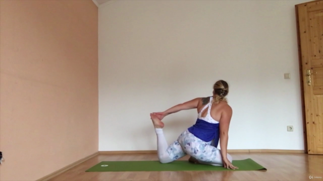 Restorative Yoga & Breathing Techniques for Stress Relief – Screenshot 4