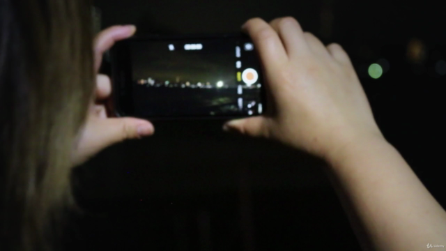 【チュートリアル】CINEMA 4Dのモデリングから画像出力までを5ステップで習得 – Screenshot 3