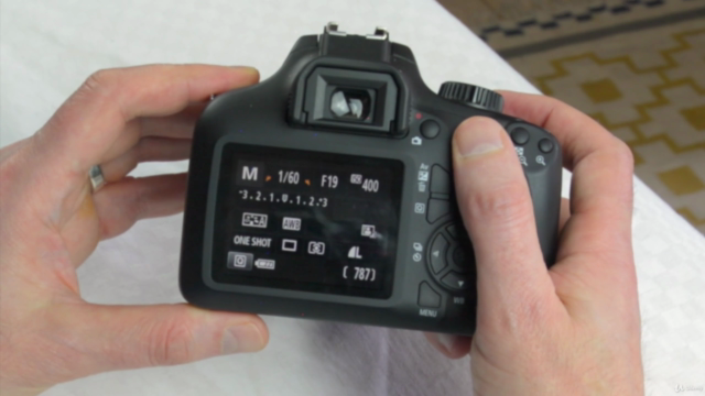 Photography - Canon EOS 4000D/REBEL T100 Camera User Course – Screenshot 2