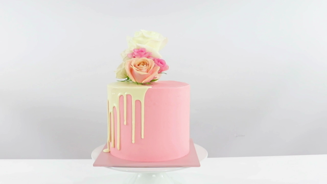 Layer Cake From Scratch: Ultimate Beginners Guide – Screenshot 1