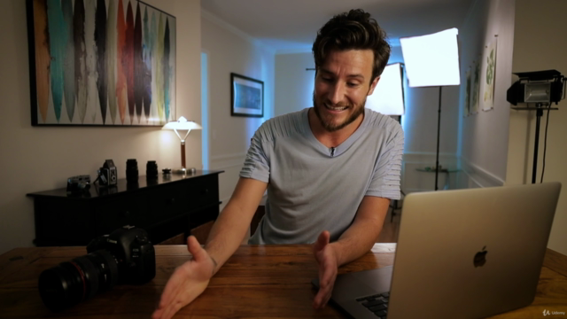 Cinematography Masterclass: The Complete Videography Guide – Screenshot 1