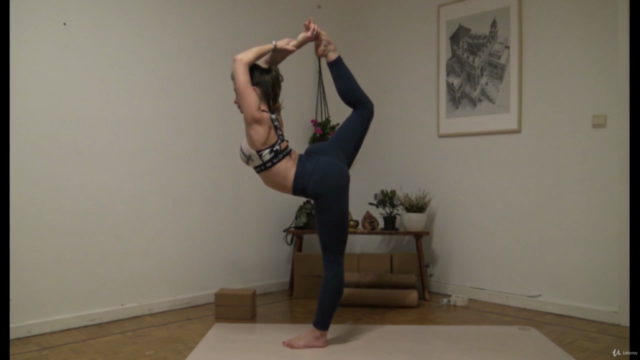 How to Achieve Deep Backbend Yoga Series – Screenshot 2