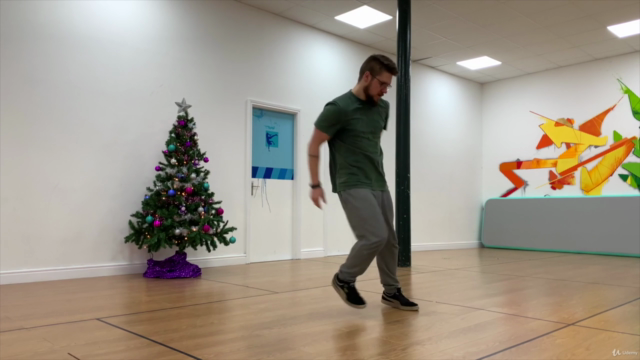 House Dance Masterclass | How To Street Dance Tutorial - Screenshot_02