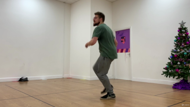House Dance Masterclass | How To Street Dance Tutorial - Screenshot_03