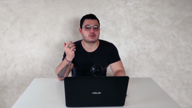 Introduction to Adobe Photoshop CC from 0 to intermediate – Screenshot 1
