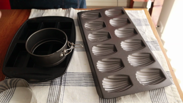 Fundamentals of French Pastry- Madeleine, Custards and Cakes – Screenshot 1