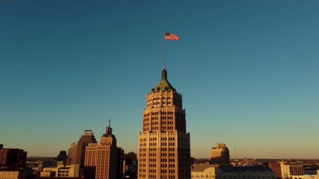Take Cinematic Aerial Photo & Video w/ a DJI Drone – Screenshot 4