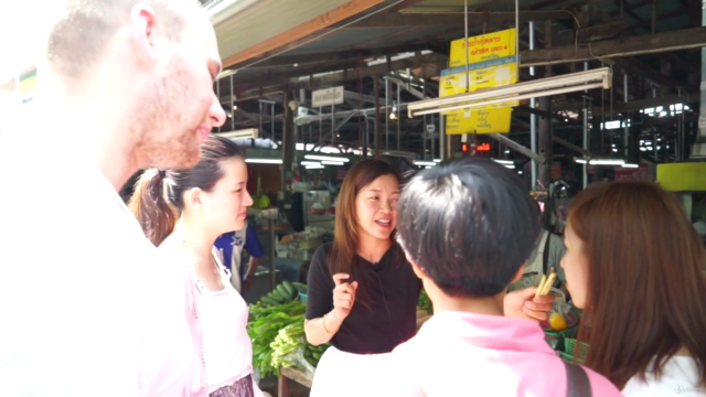 Authentic Thai Cooking Course with Boom – Screenshot 2