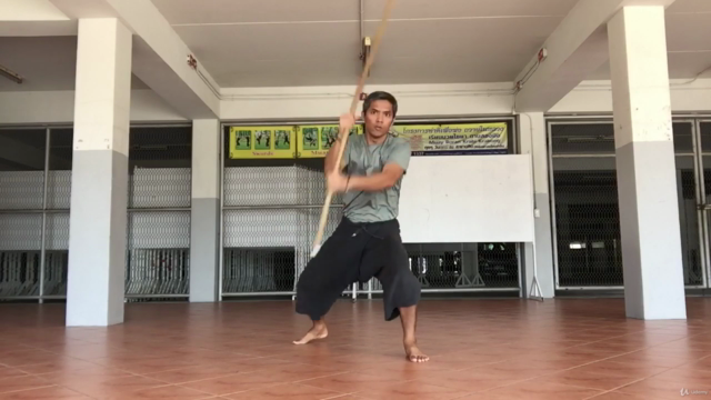 Long Baton or Bo Staff how to self defense in Krabikrabong – Screenshot 1