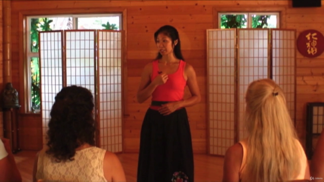 Beginner Qigong for Women Radiant Lotus Exercises (YMAA) – Screenshot 2