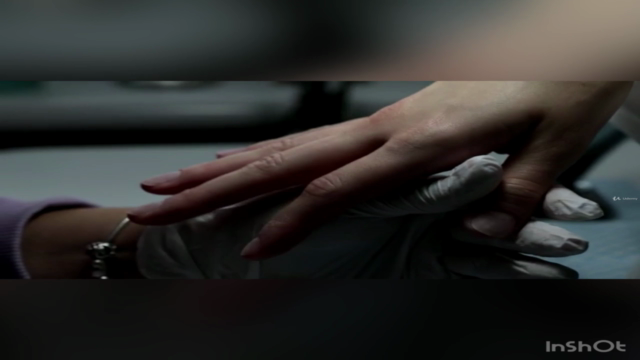 Learn How to Perform Perfect Manicure in Combined Technique – Screenshot 3