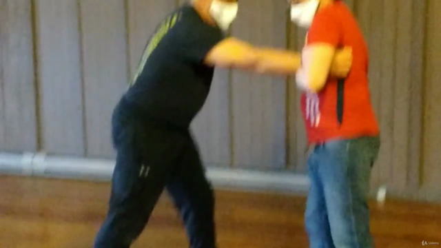 Krav Maga Defense against knife attacks – Screenshot 2