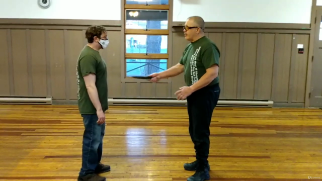 Krav Maga Defense against knife attacks – Screenshot 3